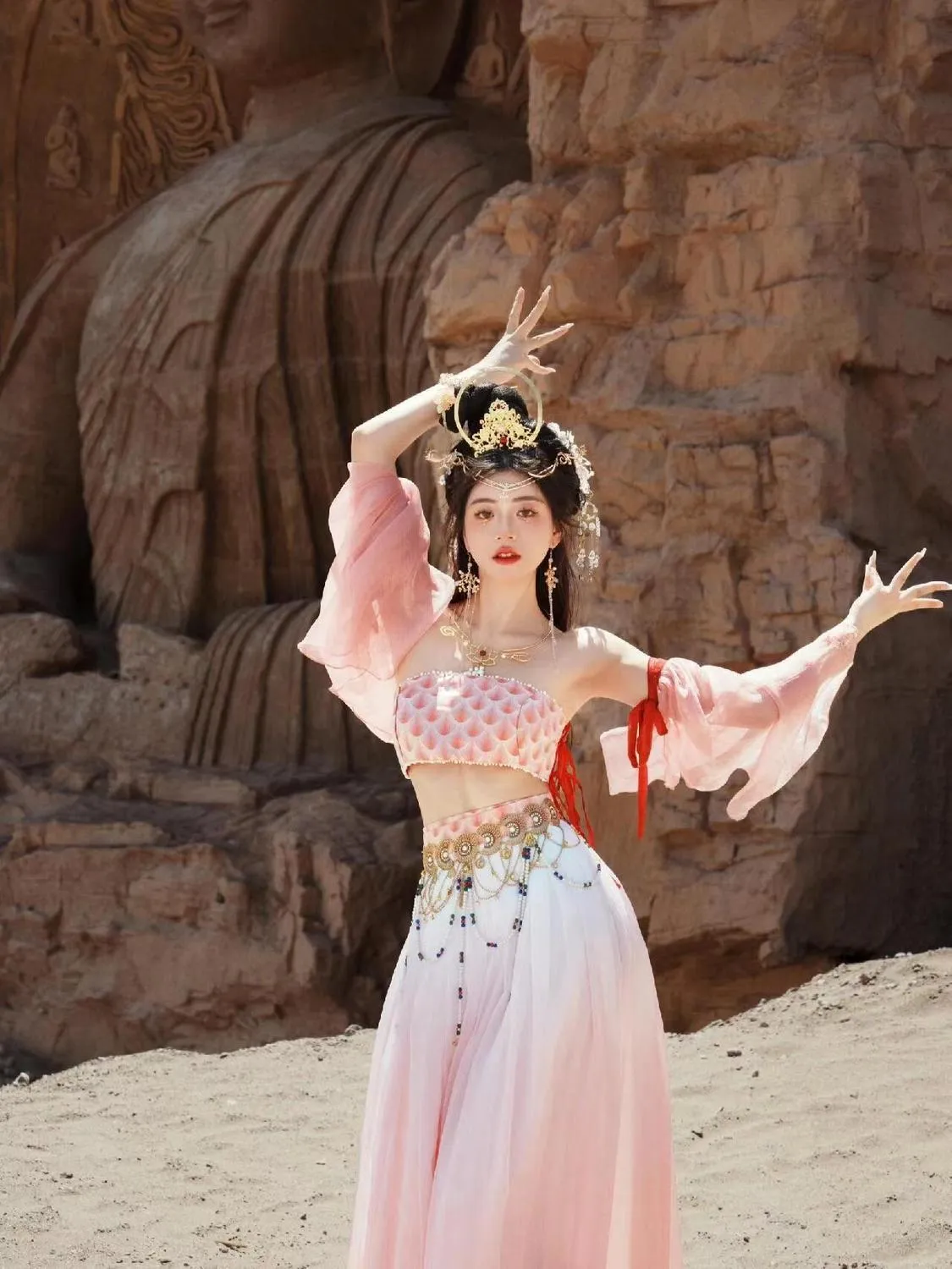 2024 New Dunhuang Feitian Exotic Western Regions Princess Fairy Explosive Desert Travel Photography Performance Suit