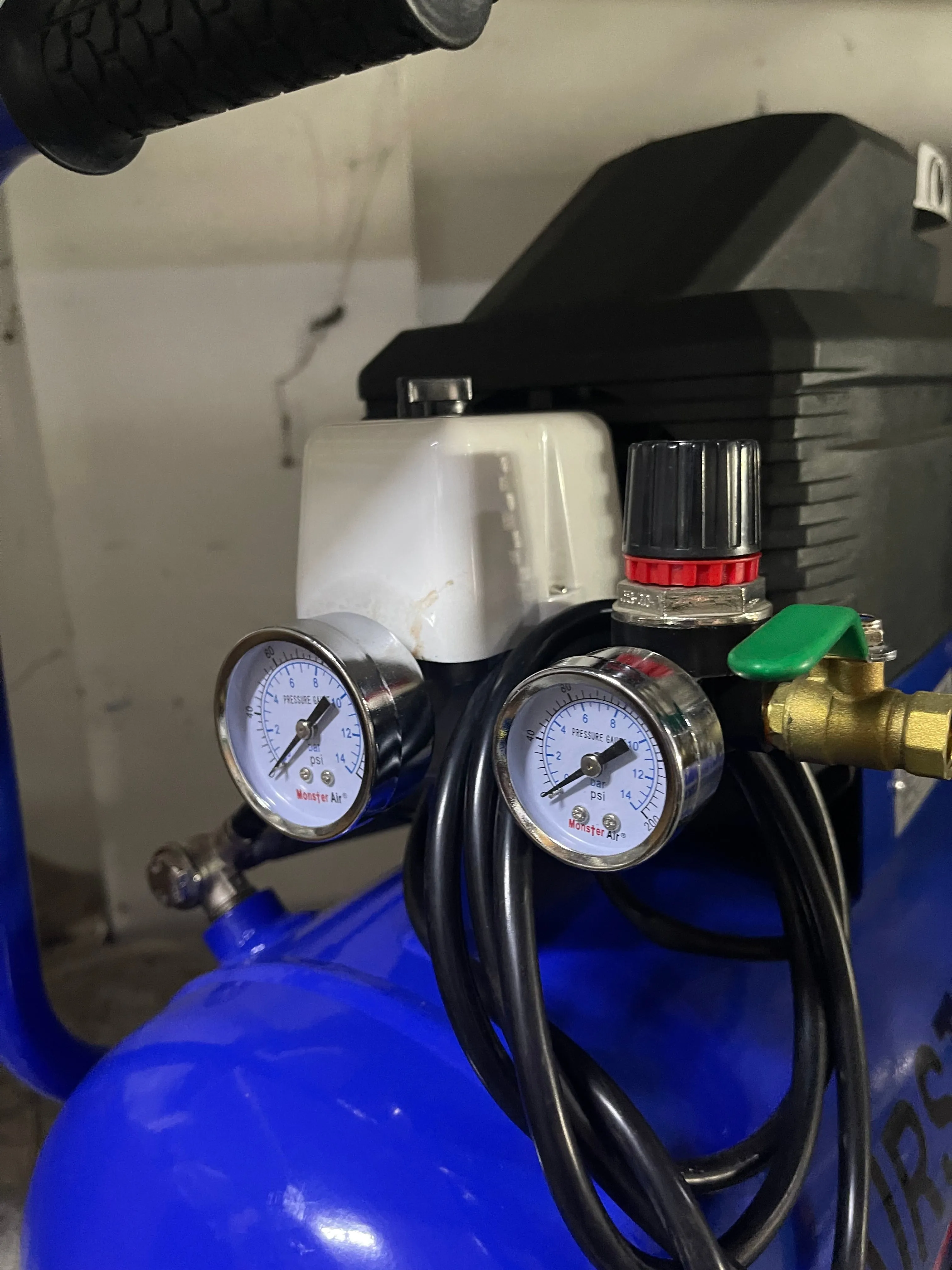 Airstrong 2.5HP 24L 230V (ASME) Direct Air Compressor | Model : AS2524D-ASME
