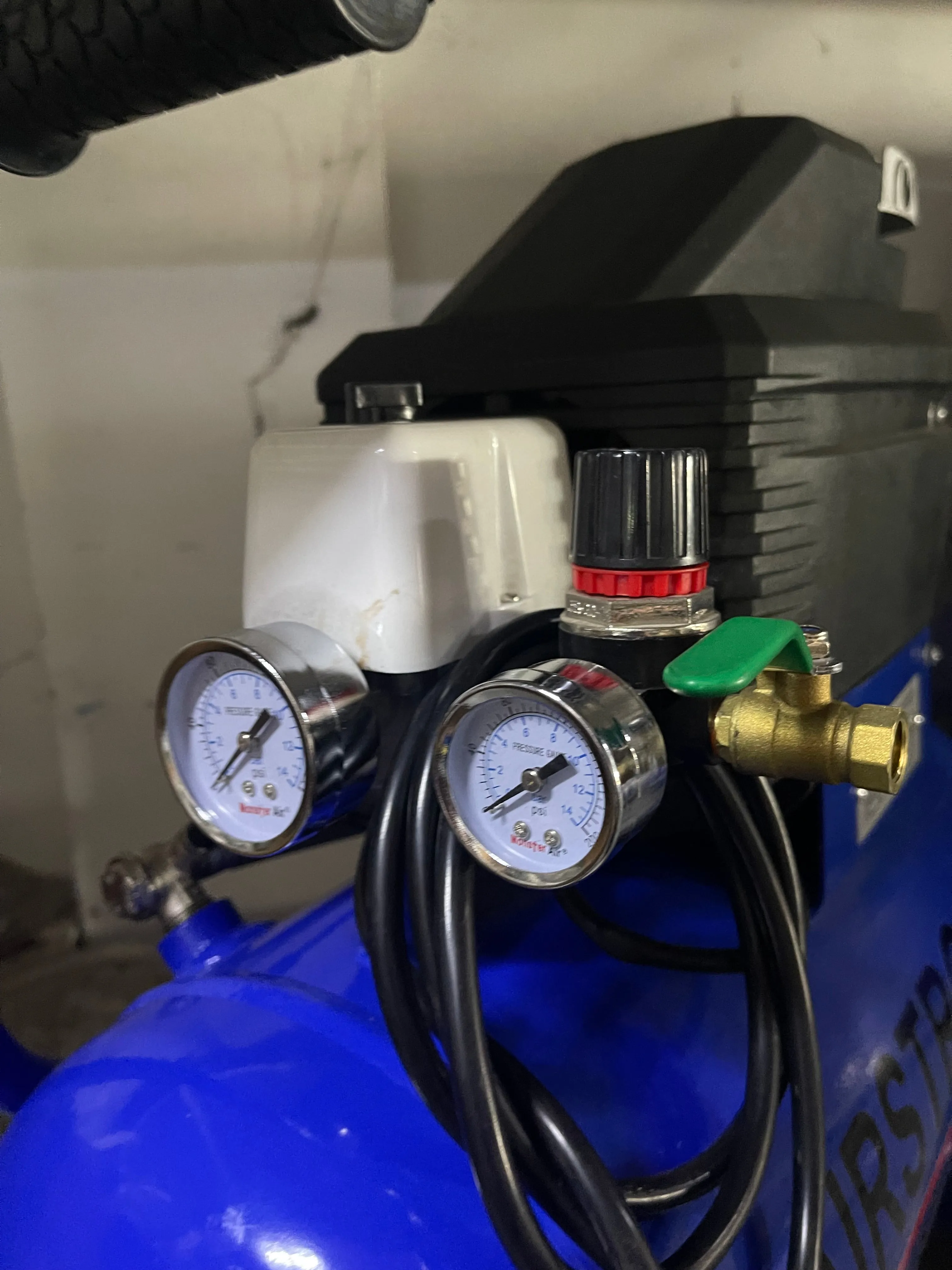 Airstrong 2.5HP 24L 230V (ASME) Direct Air Compressor | Model : AS2524D-ASME