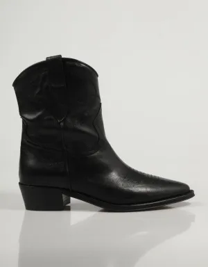  ankle boots ALPE 2235 06 en Black 83745