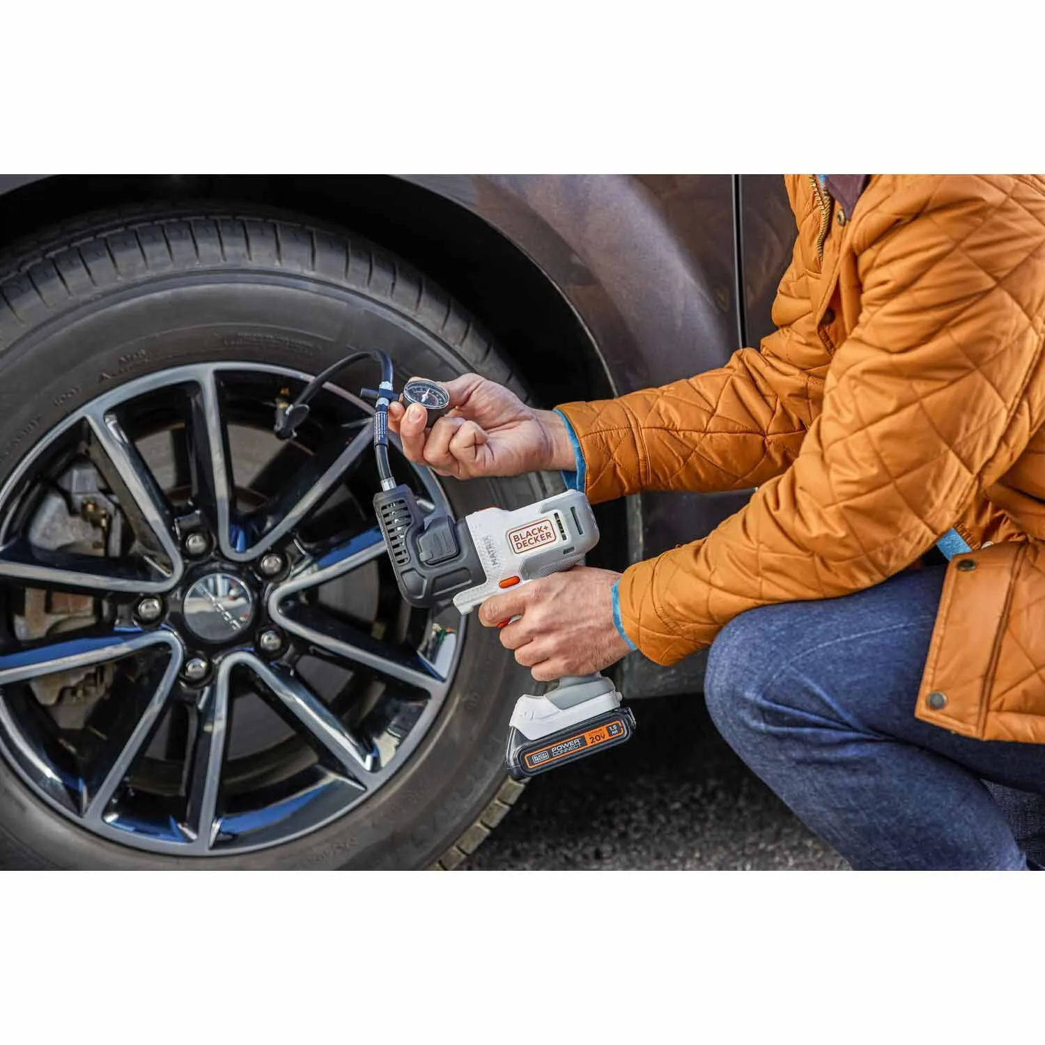 Black & Decker BDCMTHPI Hi-Pressure Inflator Multi-tool Attachment