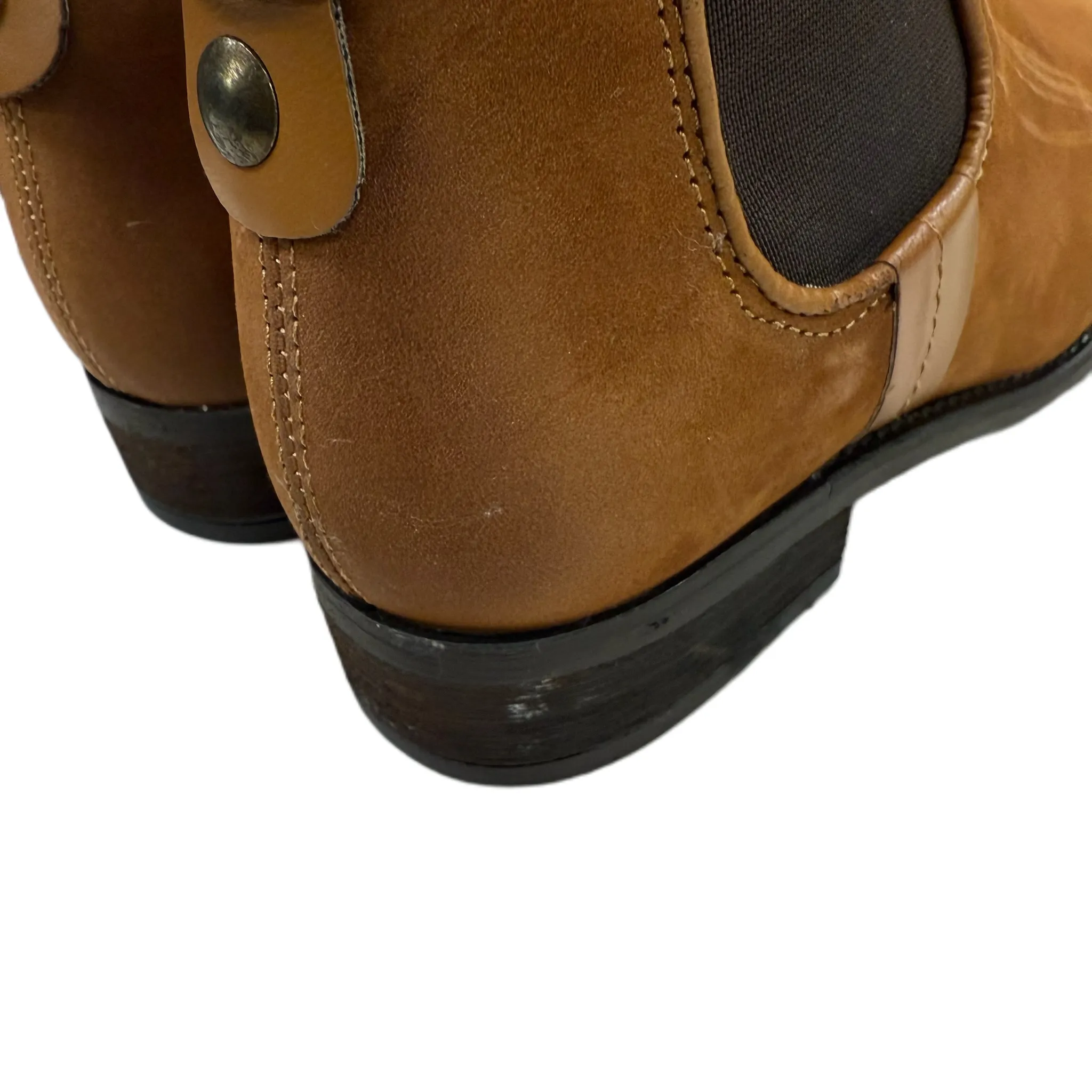 Boots Ankle Flats By Steve Madden In Brown, Size: 5.5
