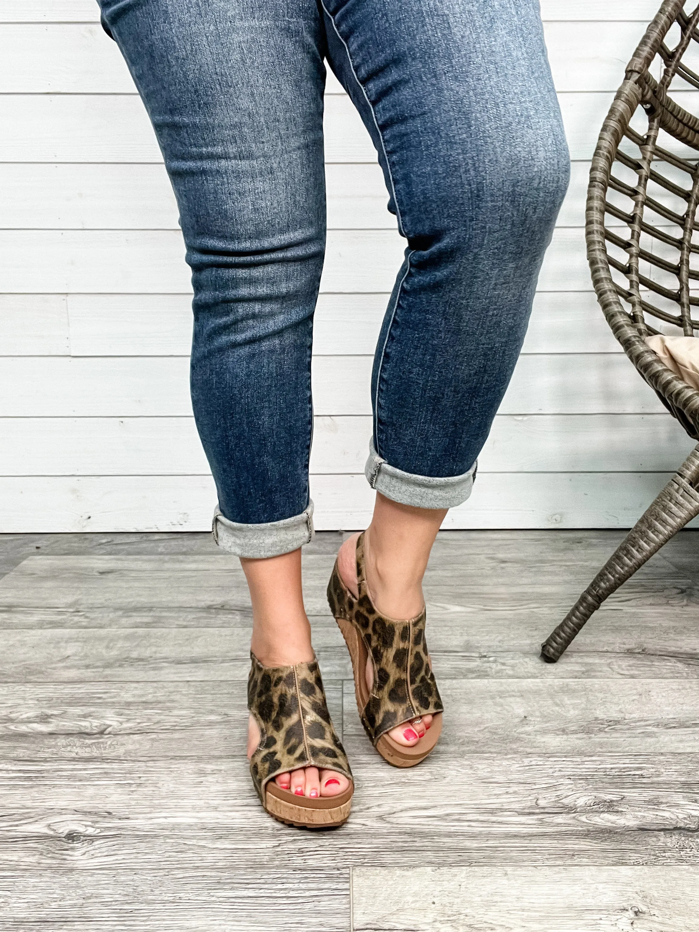 Corkys "Carley" Wedge Sandal (Washed Cognac Leopard)