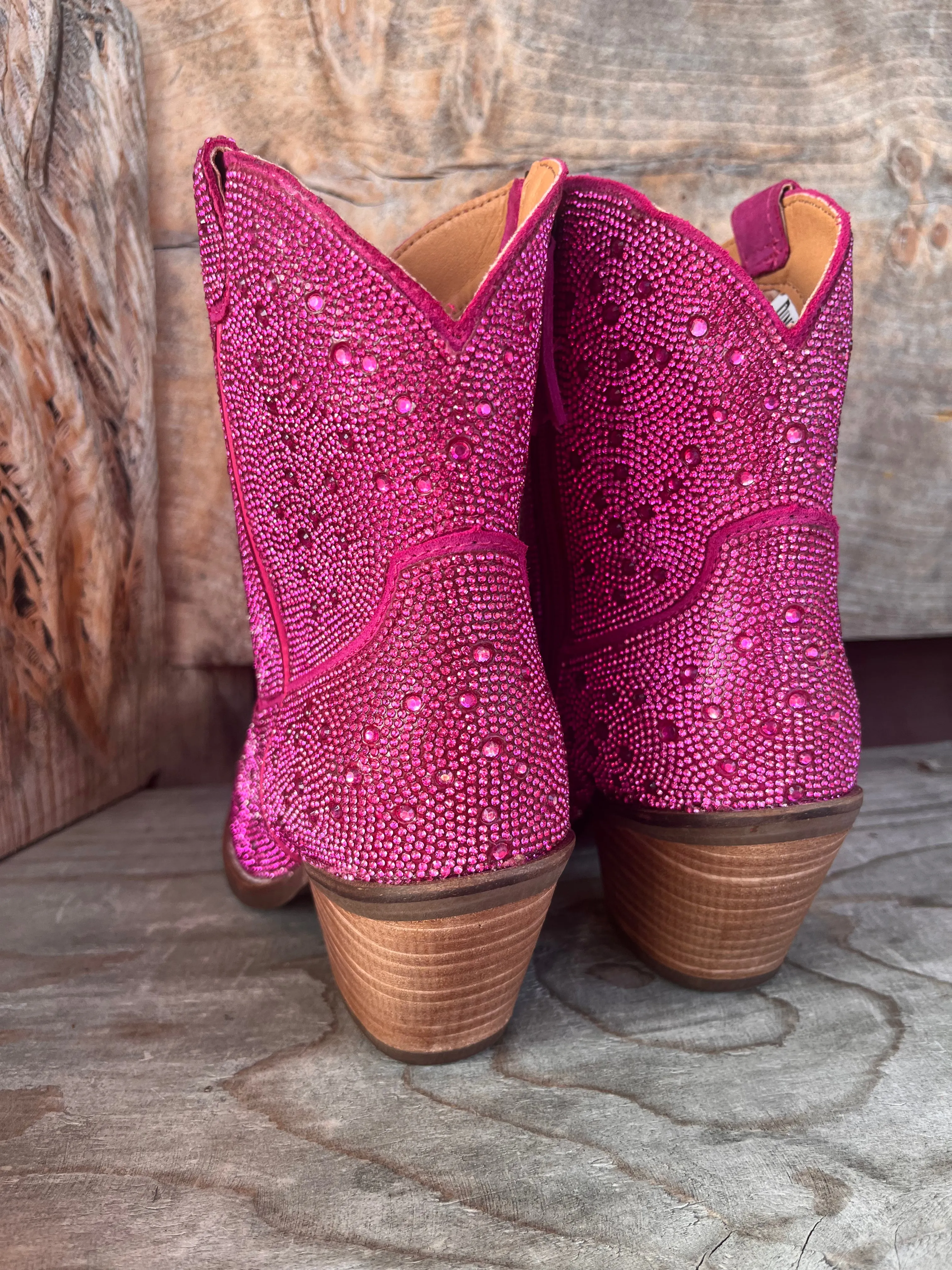 Dingo Women's Fuchsia Rhinestone Cowgirl Ankle Booties DI577-PNK