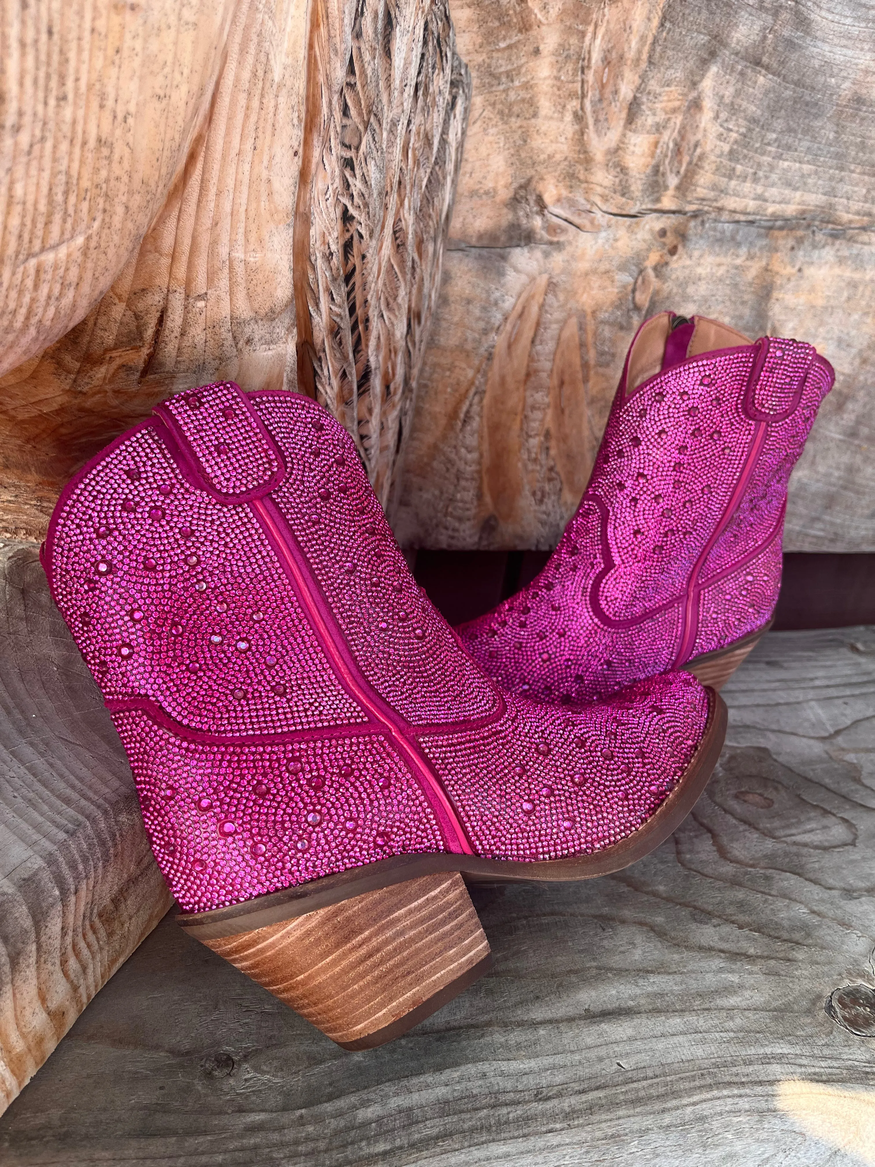 Dingo Women's Fuchsia Rhinestone Cowgirl Ankle Booties DI577-PNK