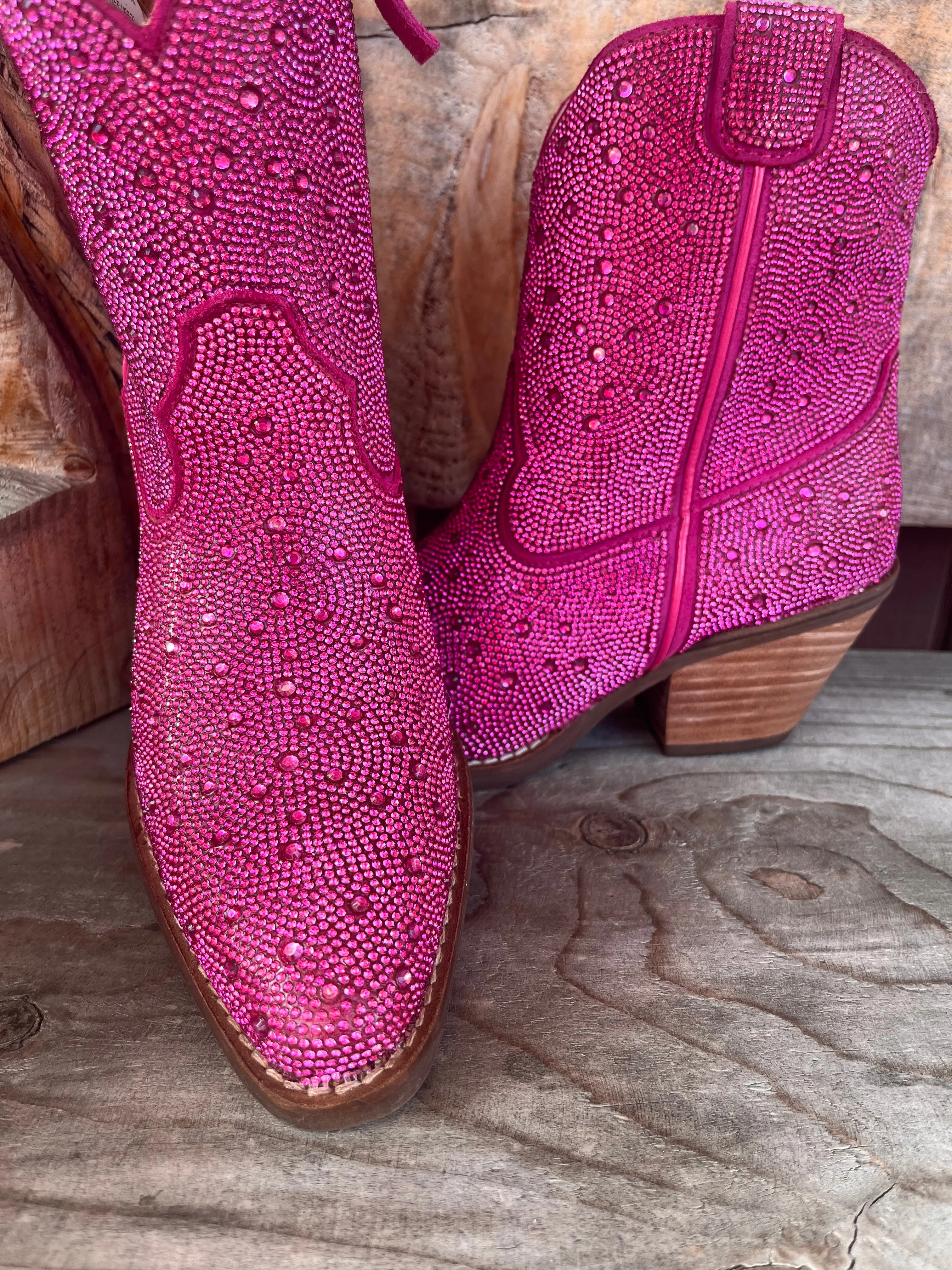 Dingo Women's Fuchsia Rhinestone Cowgirl Ankle Booties DI577-PNK