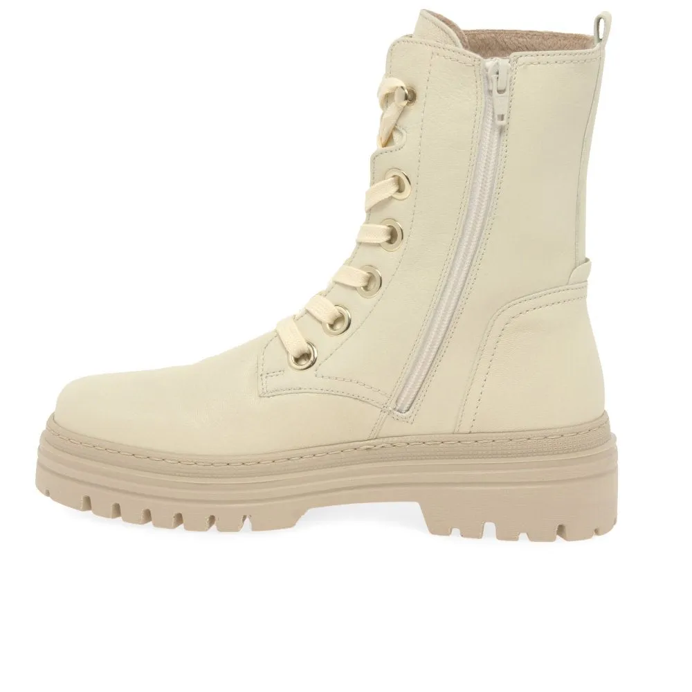 Genoa Panna Ankle Boots