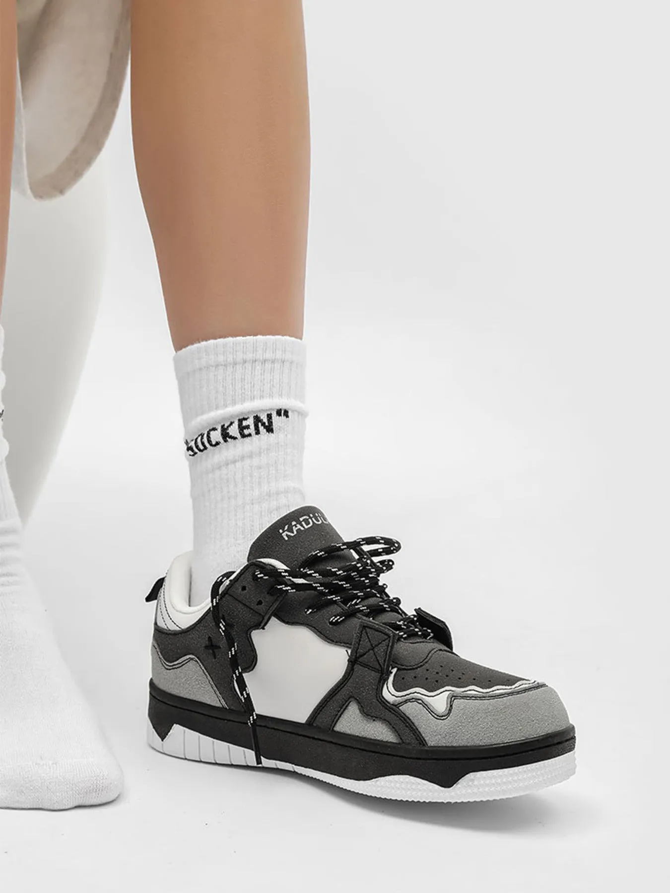 Kicksteria - Fashionable And Versatile Sports Board Shoes