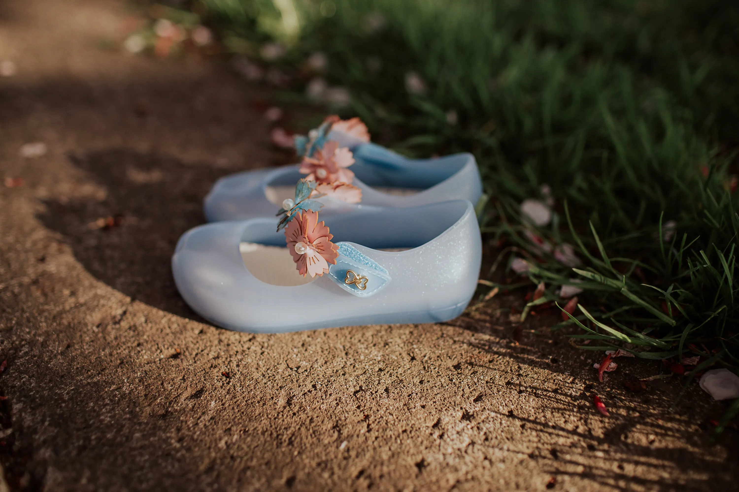 Little Girls Gel Peeptoe Shoes in Blue