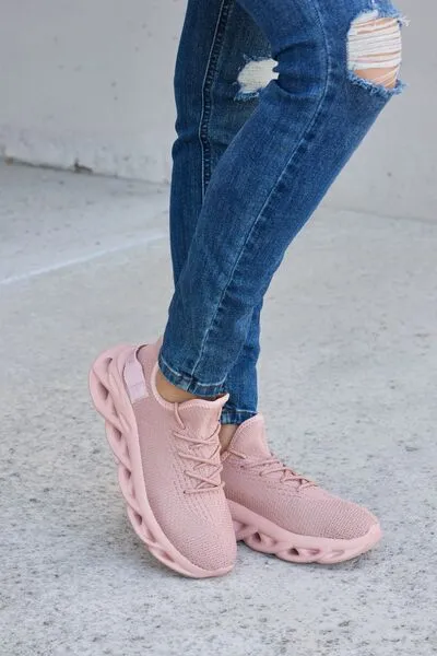 Mesh Breathable Platform Athletic Shoes in Mauve