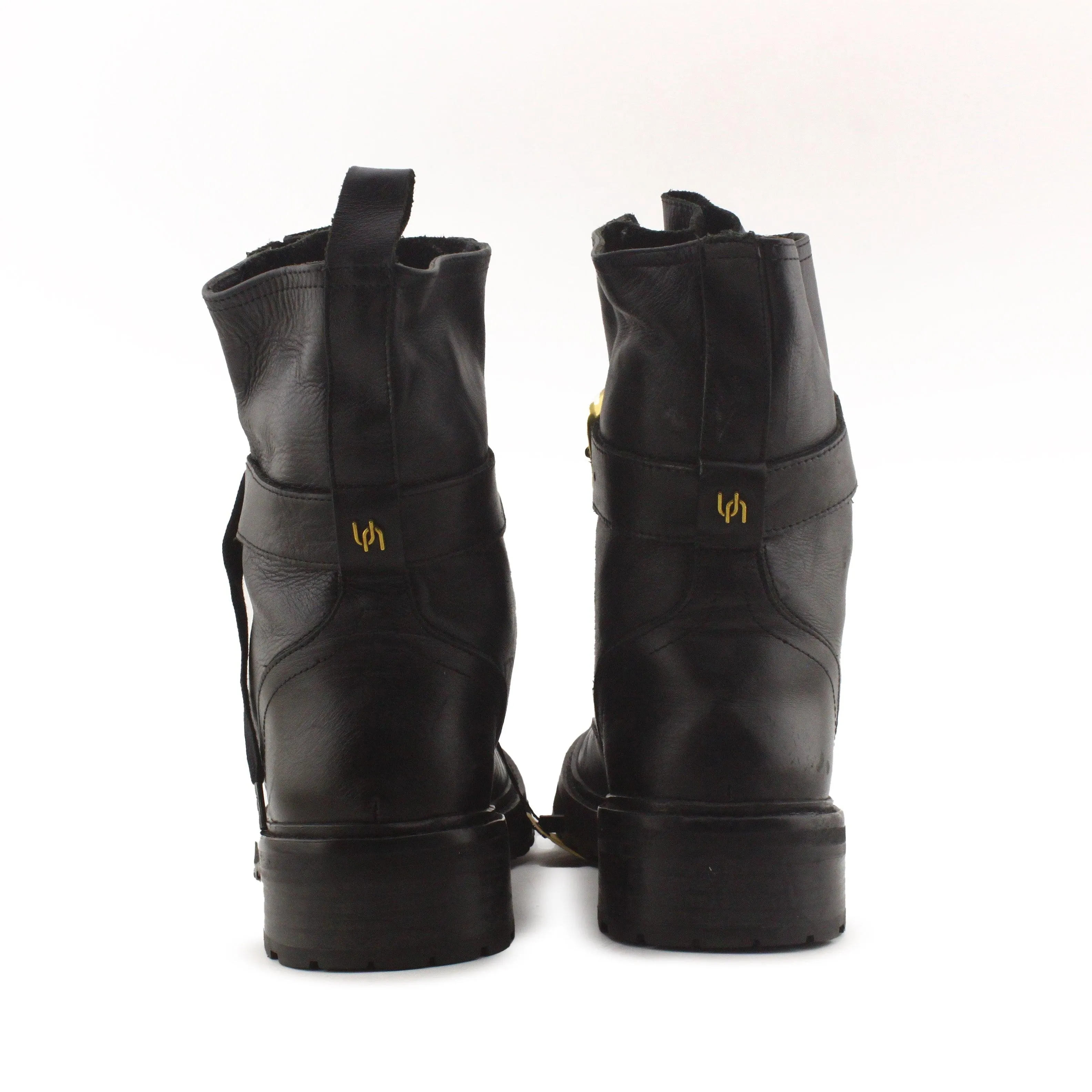 Uterque | 100% Authentic Leather
