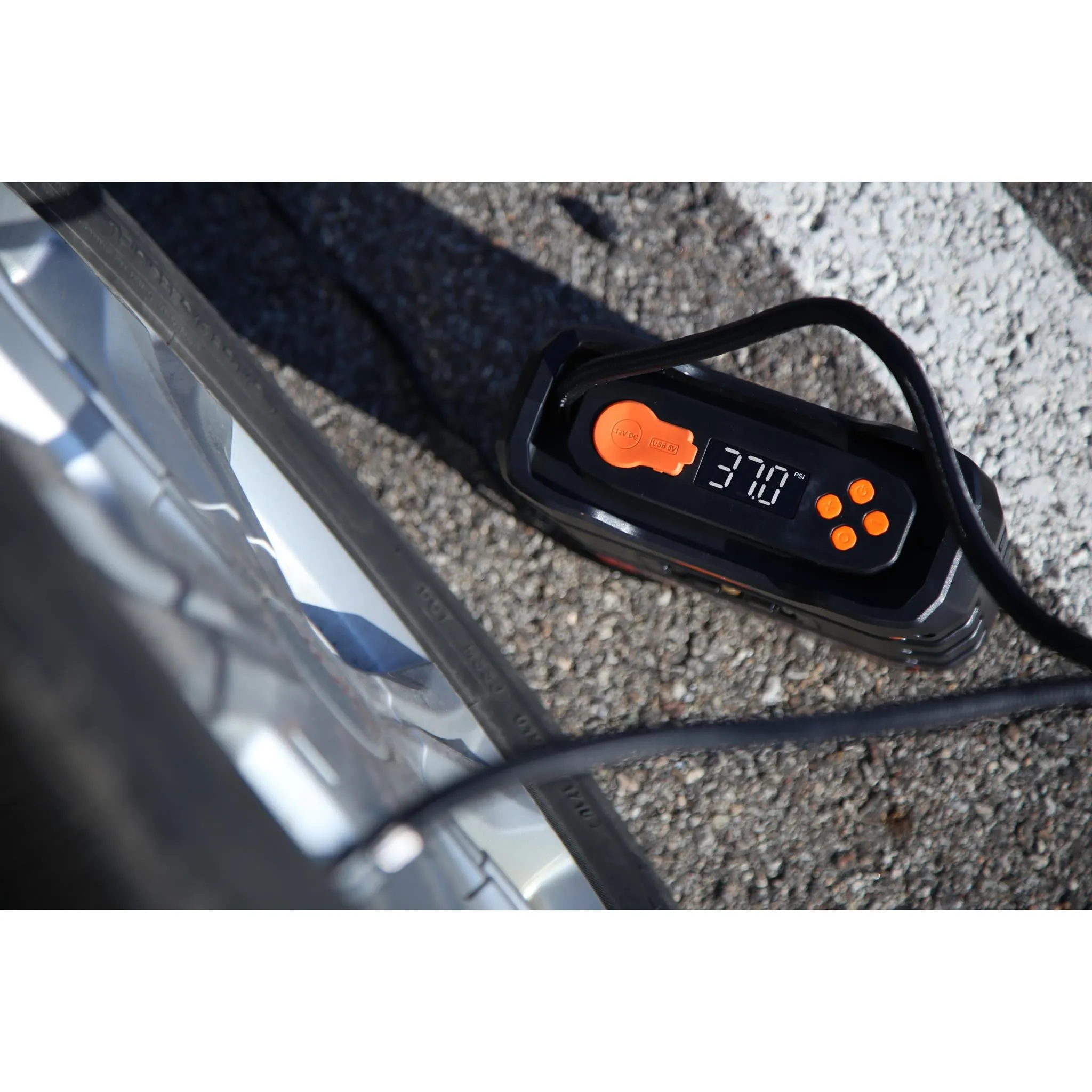 WEN AA2225 12V 90 PSI 0.8 CFM Portable Air Compressor and Tire Inflator with Carrying Case
